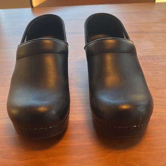 Black Dansko Clog - Picture 2 of 5